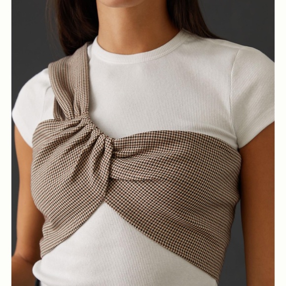 NWT twist crop top from Anthropologie. - Picture 2 of 3